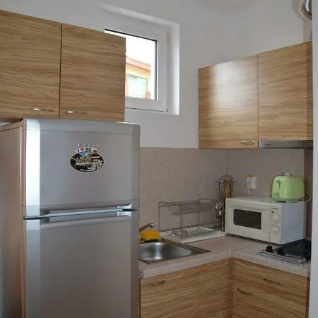 Guest Salena Apartmanhotel