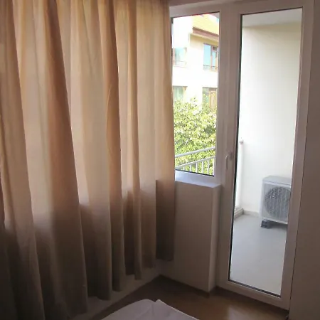 Guest Salena 3* Sluneční pobřeží