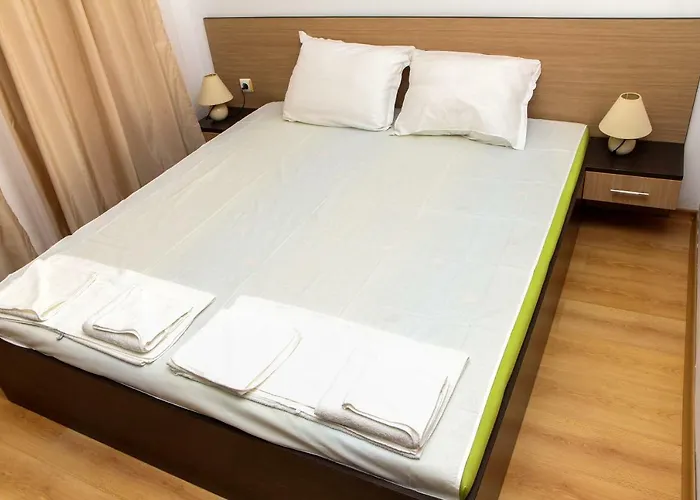 Aparthotel Guest Salena 3*