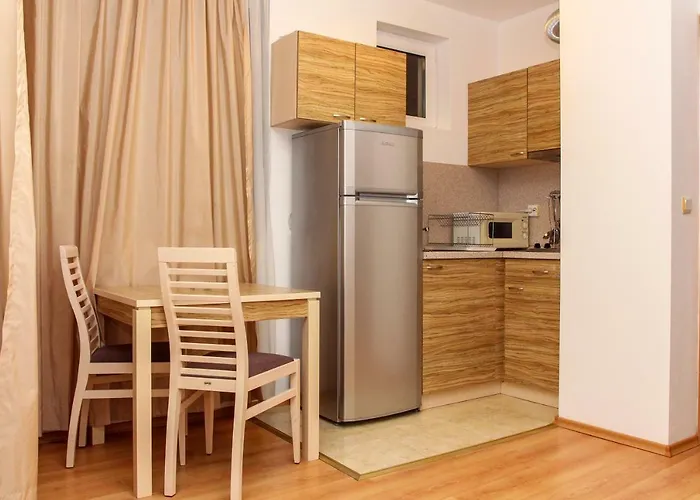 Guest Salena Lägenhetshotell 3*