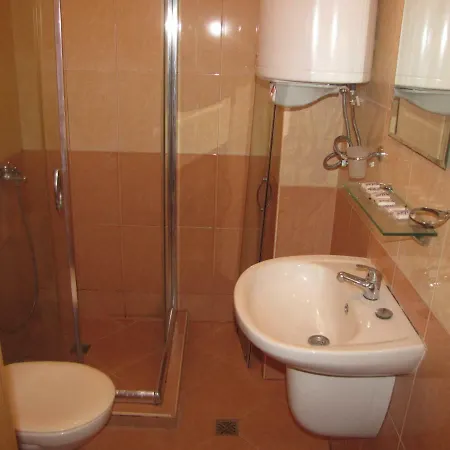 Guest Salena Lejlighedshotel 3*