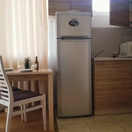 Guest Salena Lejlighedshotel 3*