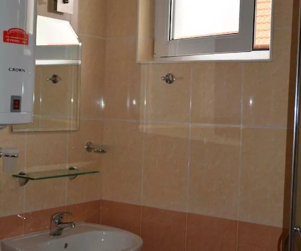 מלון דירות Guest Salena