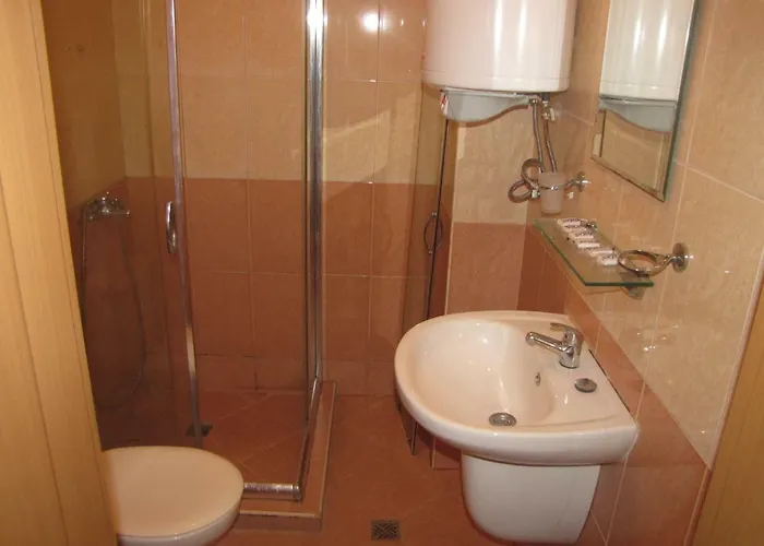 Guest Salena מלון דירות 3*