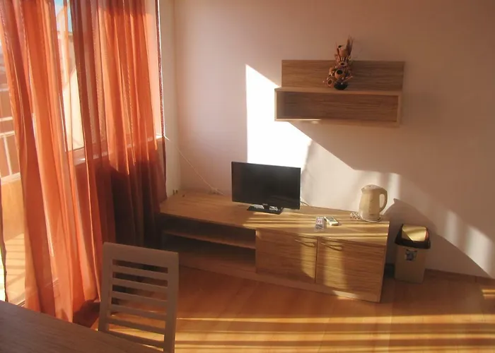 Guest Salena מלון דירות