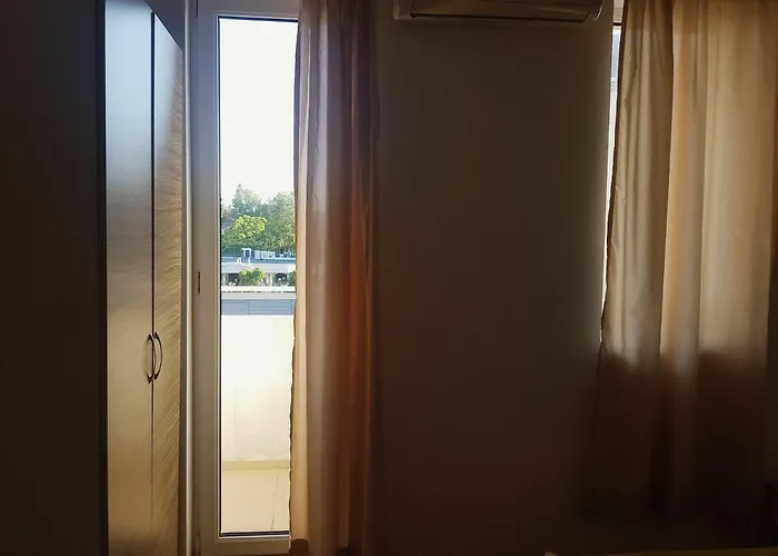 Guest Salena מלון דירות 3*